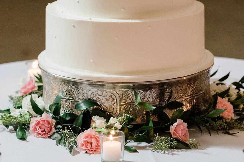 Elegant Wedding Cake