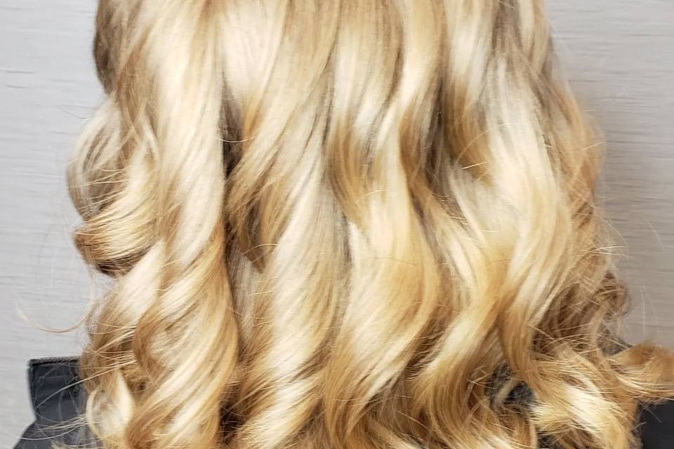 Turn Up the Volume Salon