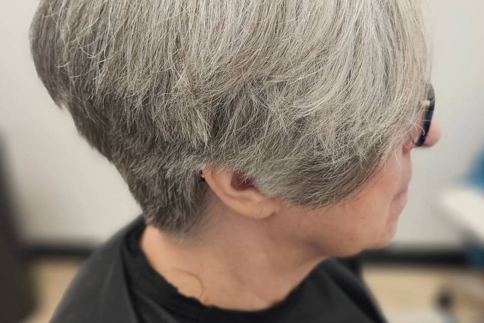 Turn Up the Volume Salon