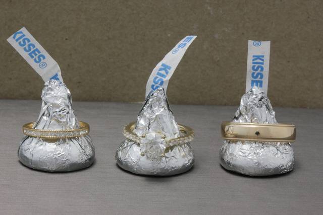 Rings on kisses