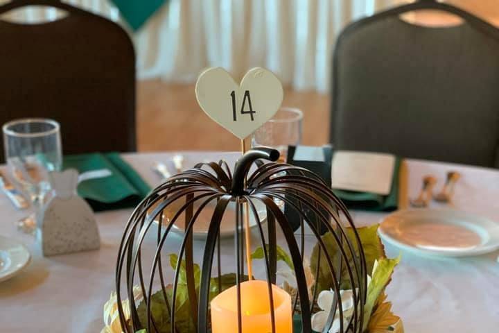 Available Centerpieces