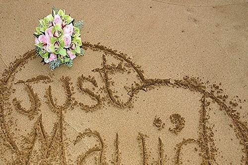 Merry Maui Weddings