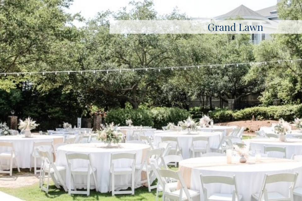 Grand Lawn