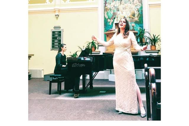 Soprano Kelley Hollis