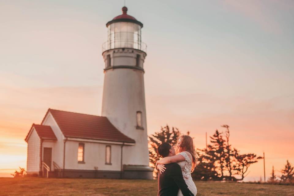 Elopement/Wedding Photographer
