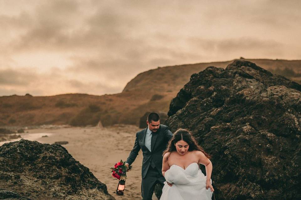 Elopement/Wedding Photographer