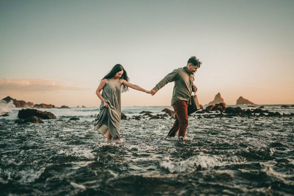 Elopement/Wedding Photographer