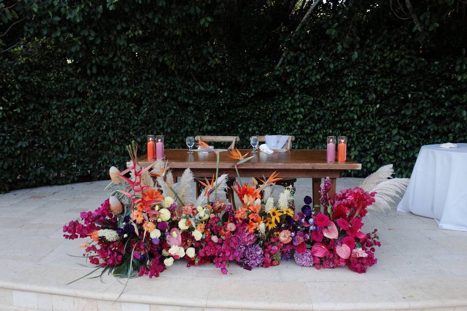 Sweetheart table