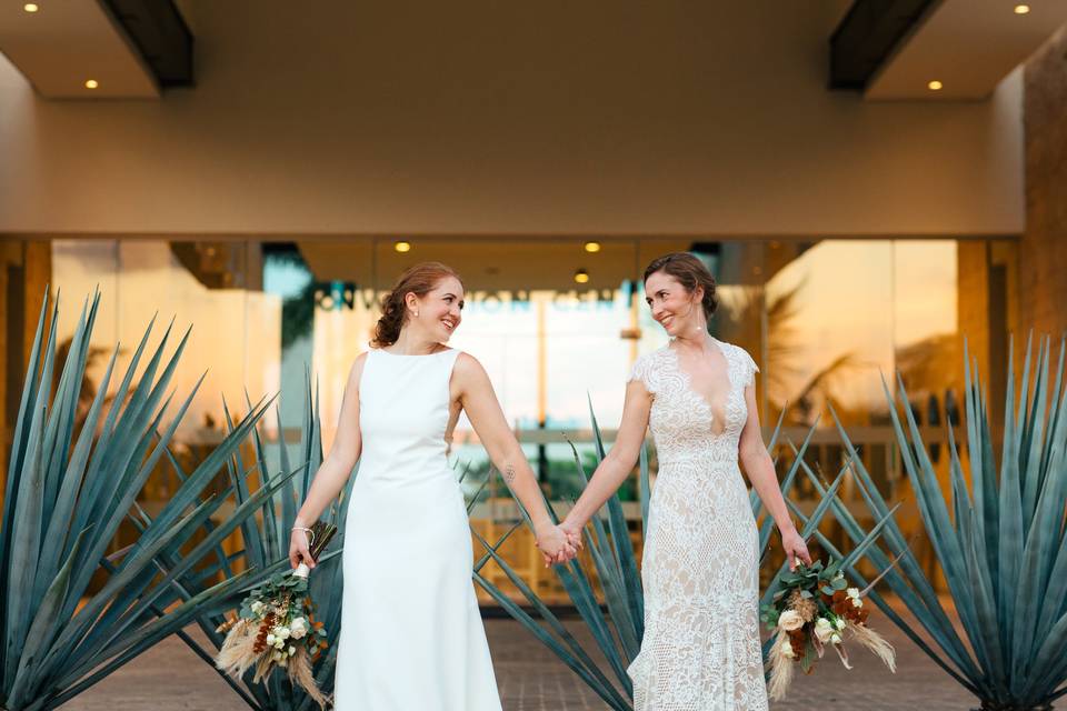 Sabrina & Mary Costa Mujeres