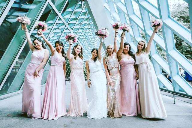 Bride+ 6 bridesmaids