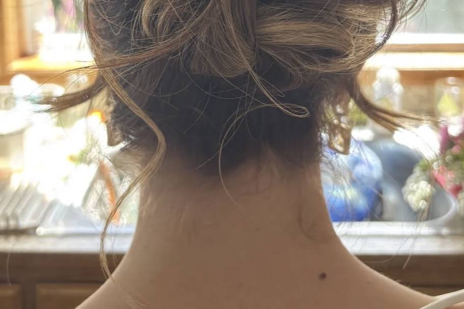 Beautiful updo for bride