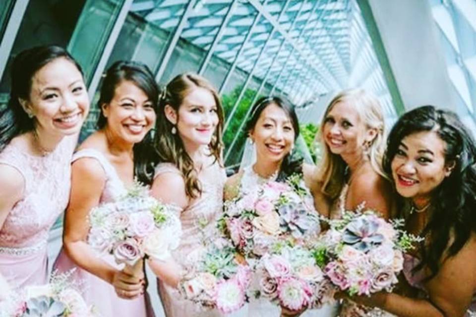 Bride and 6 bridesmaids