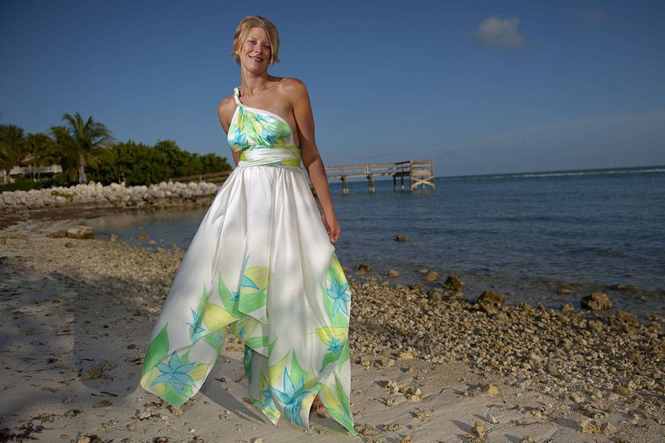 Asymmetric beach wedding dress