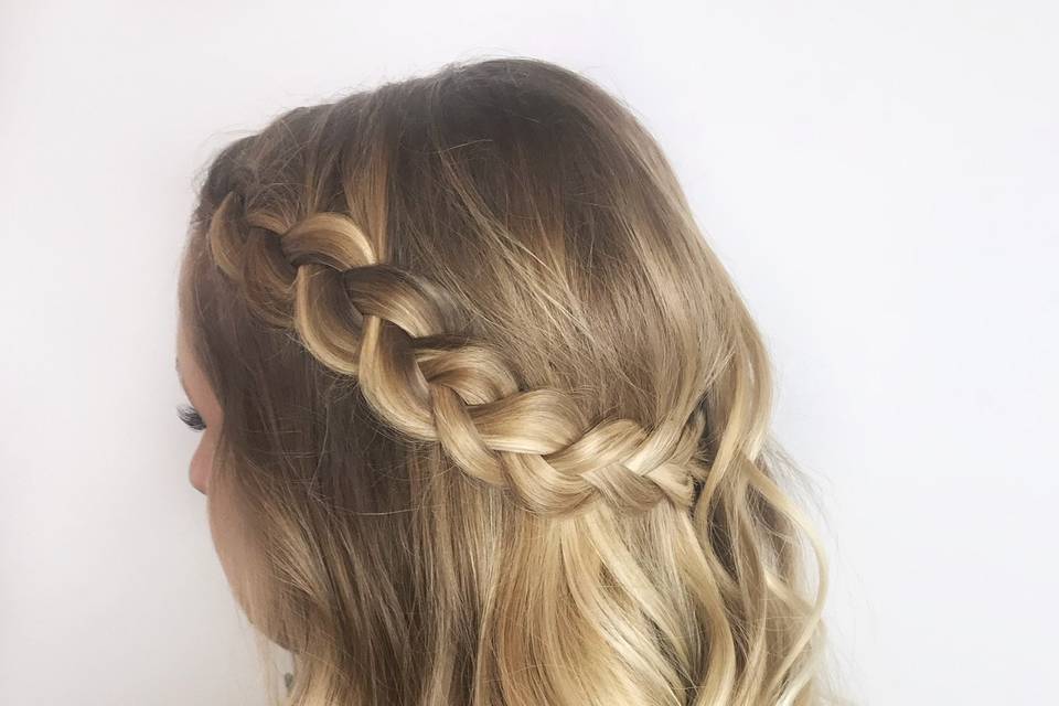 Partial Updo with a Braid