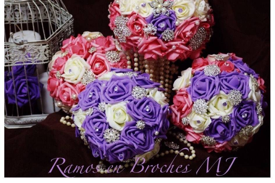 MJ Bouquets-Ramos en Broches MJ