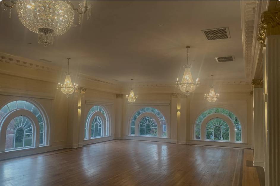 The Monticello Hotel
