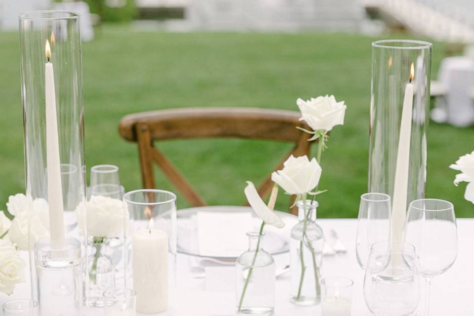White Flower Tablescape