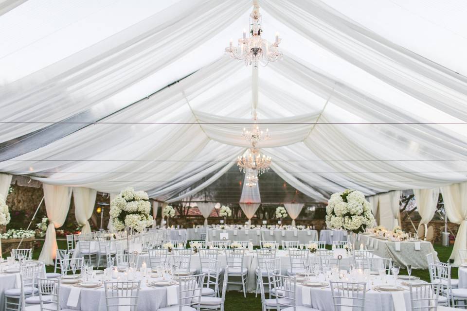 Clear tent & White Dance Floor