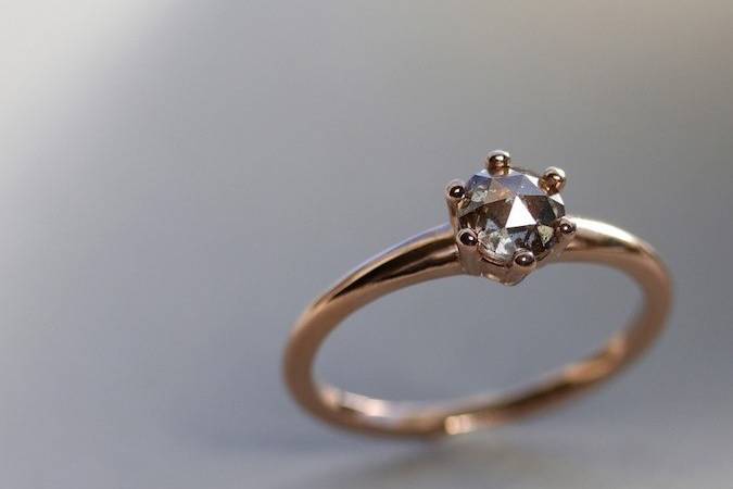 Conflict-free Diamond Ring