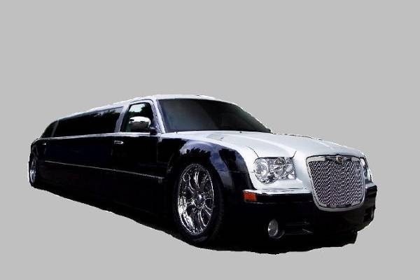 Chrysler 300 limo 10 passenger