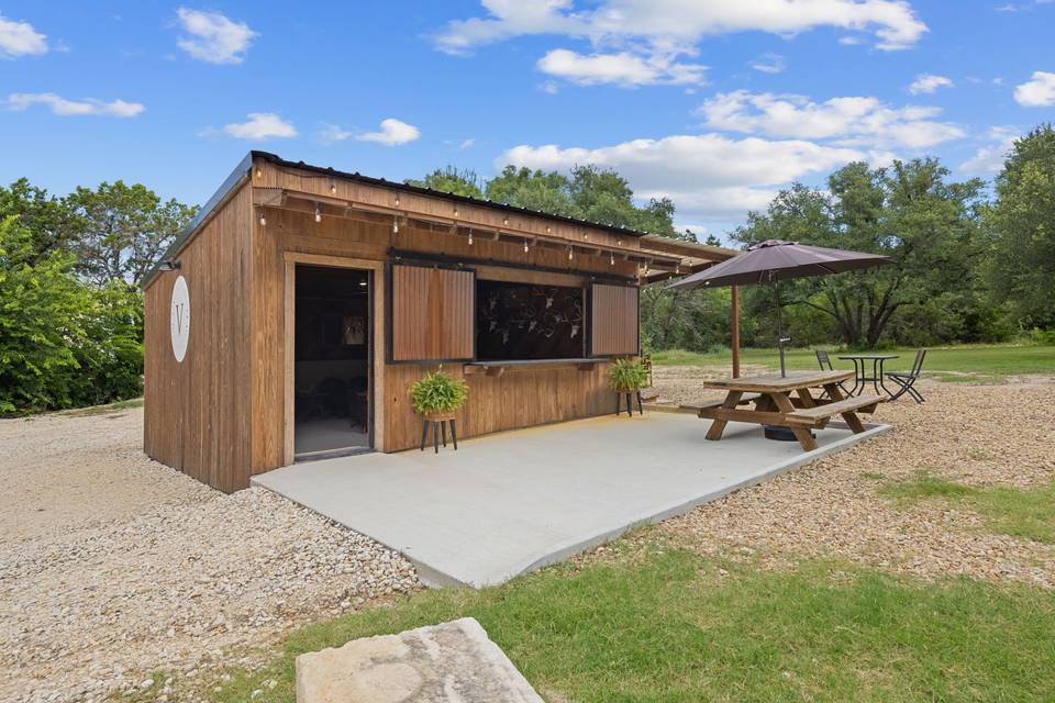 Saloon with grills and firepit