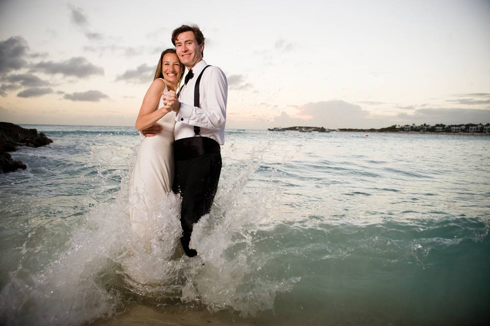 Trash-the-dress in Anguilla