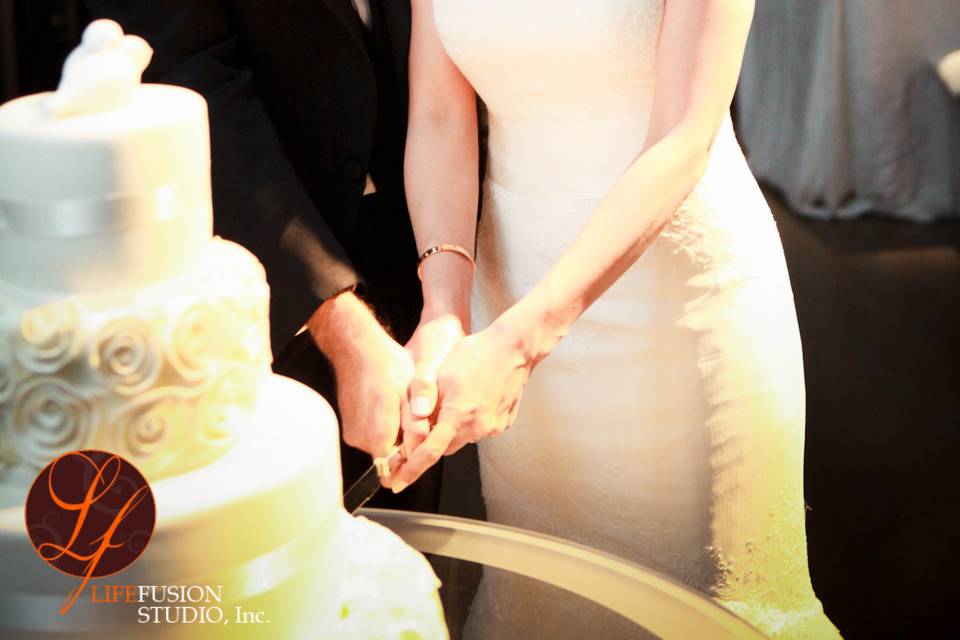 Cake cutting at ICA Boston