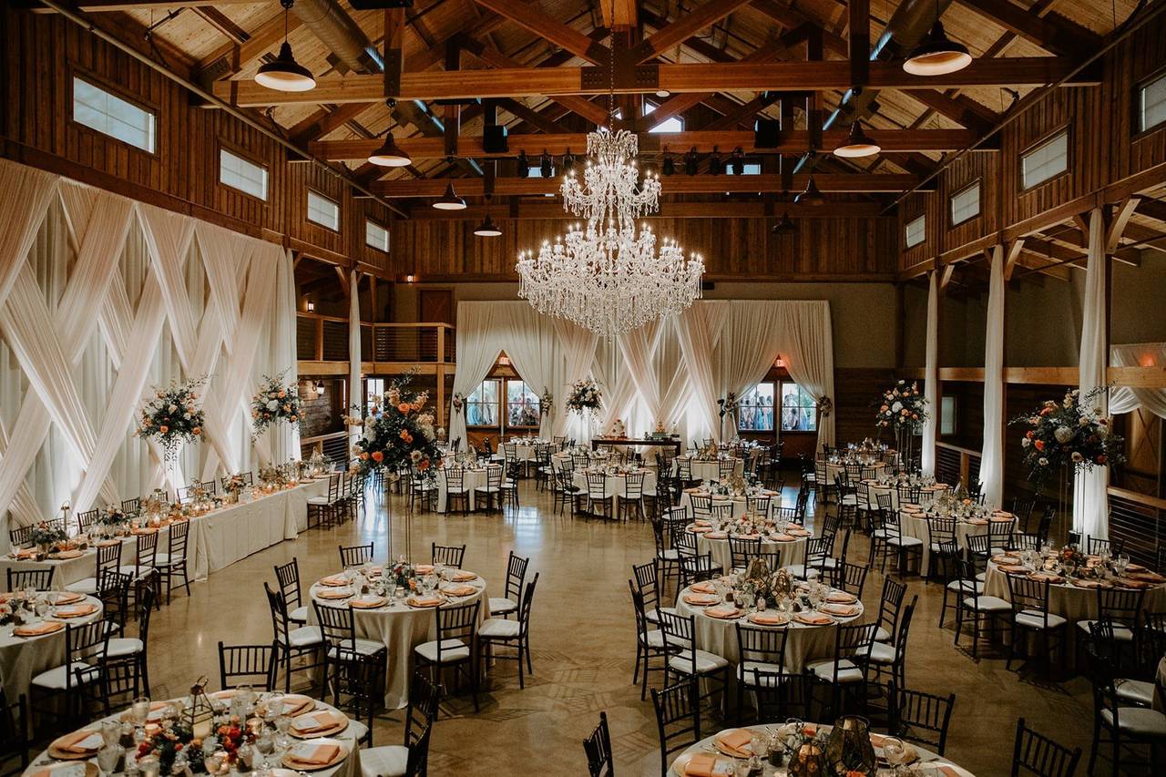 The Barn at Sycamore Farms - Barn & Farm Weddings - Arrington, TN ...