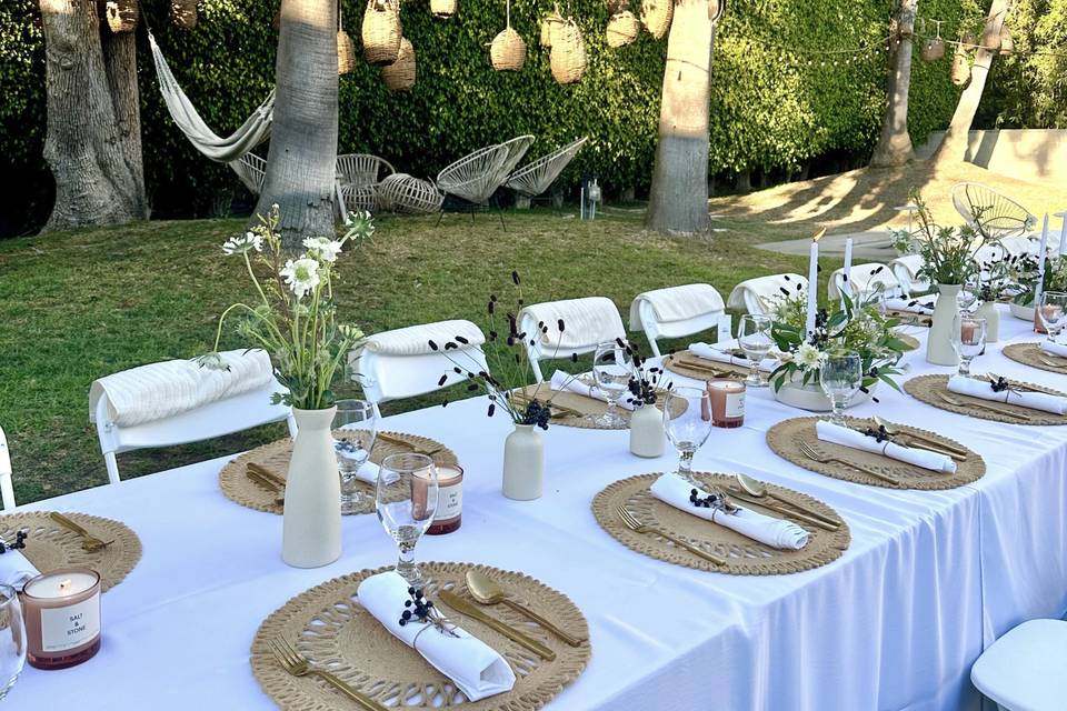 Table setting example