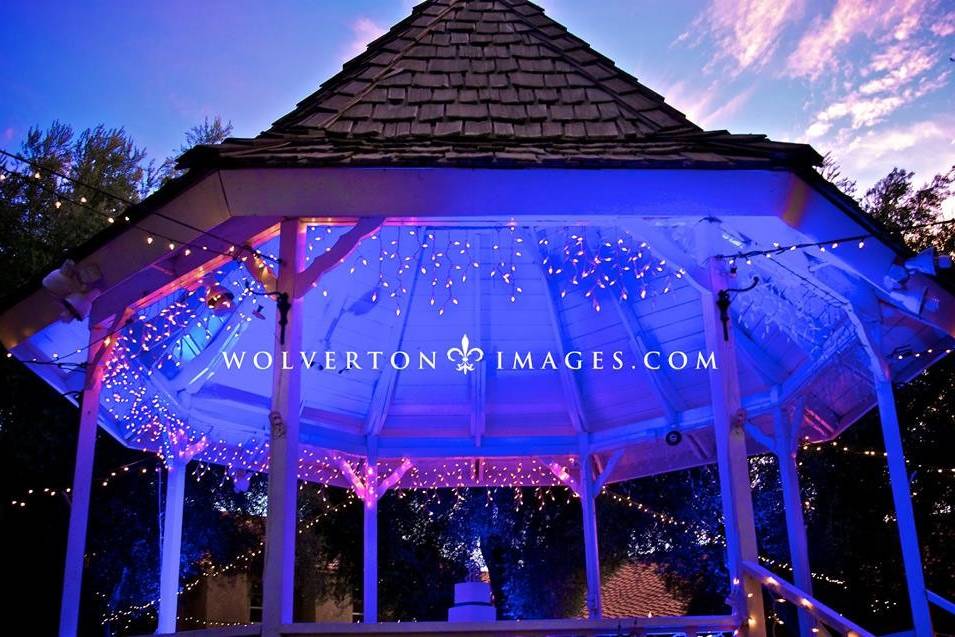 Kevin Rush Entertainment lit-up gazebo