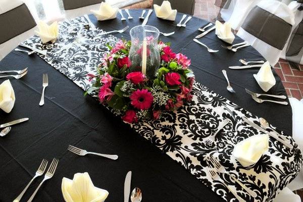 Call Princess Bride Events to coordinate and execute your next event!
Photography by Paris Mountain Photography