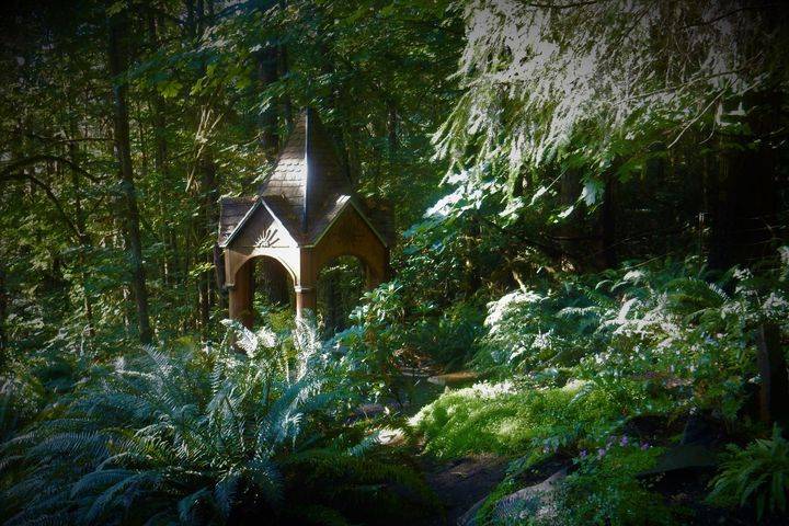 Gazebo in the morning