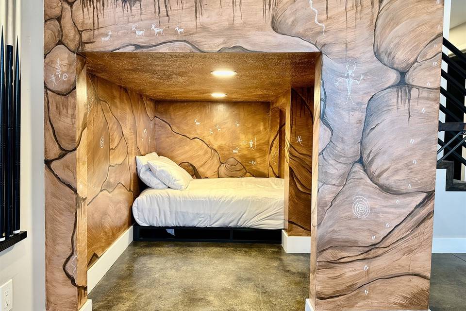 Cubby with bed