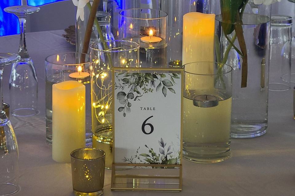 Outdoor table centerpiece