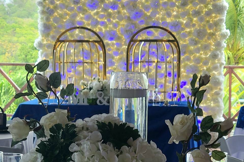 Blue & white dinner theme