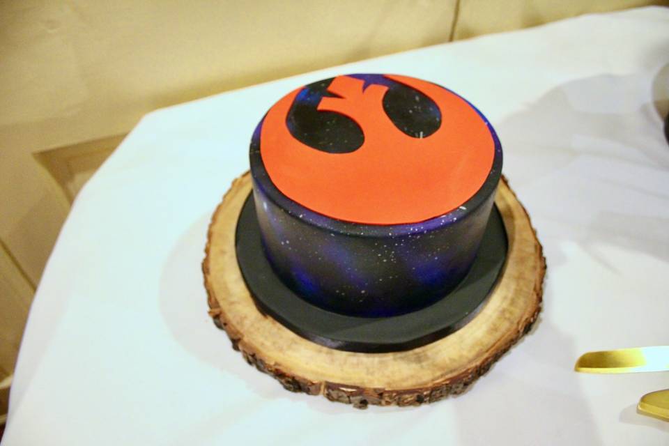 Star Wars groom's cake