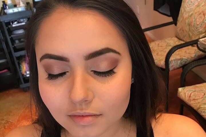 Ari.makeupartist