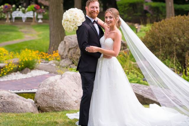 Detroit Wedding Photography