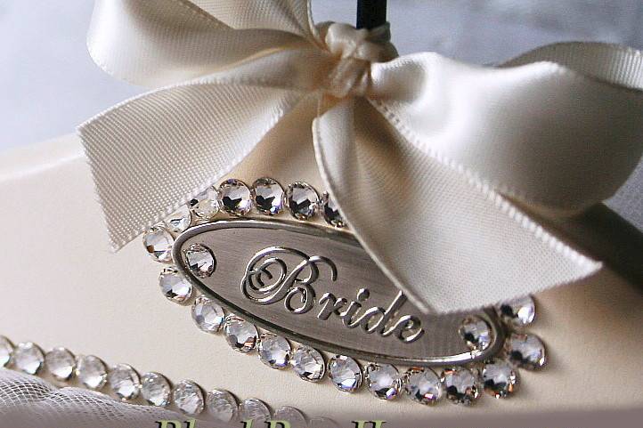 Bridal Hangers, Wedding Gown Hanger www.BlackBowHangers.com