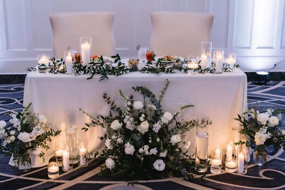 Sweetheart table