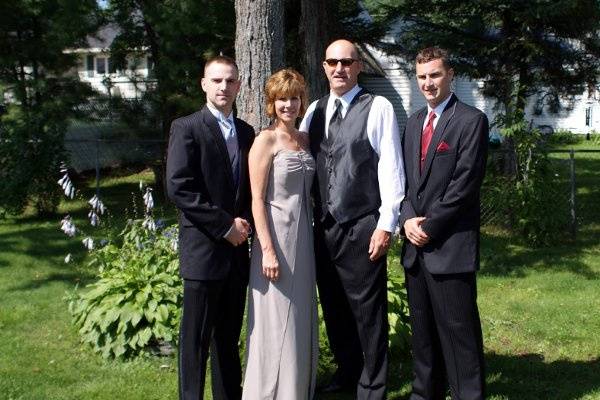 Couple with the bridal party