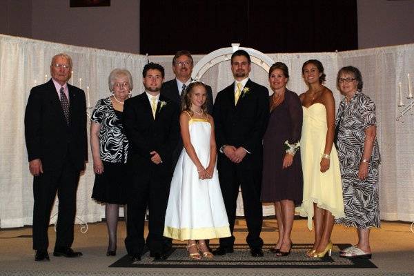 Couple with the bridal party