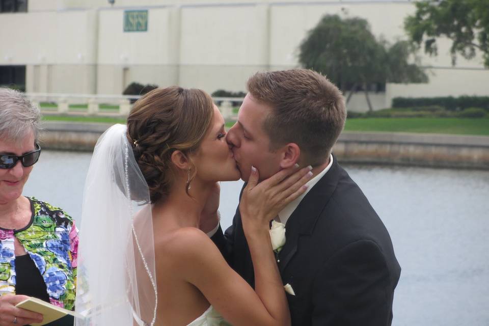 The first kiss as Mr. & Mrs.