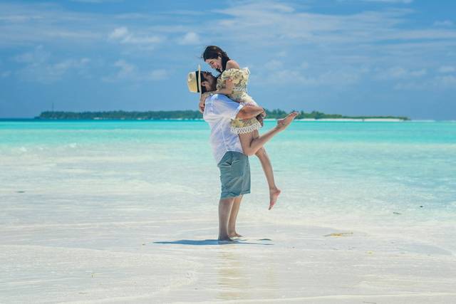 Escape The Blah Travel Co