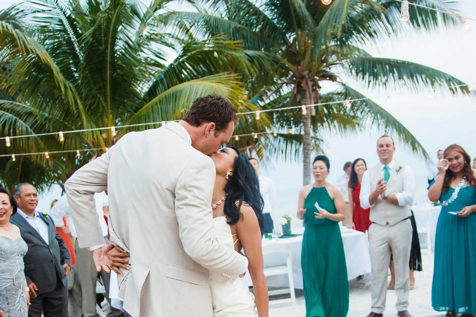 DJ Facade – Kiss Me Dj – Key West Wedding DJ