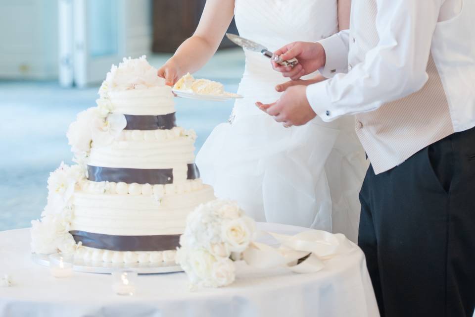 Cake cutting