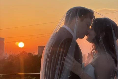 Sunsets Kiss