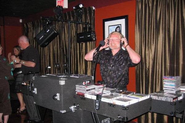 Orange County DJs. Com