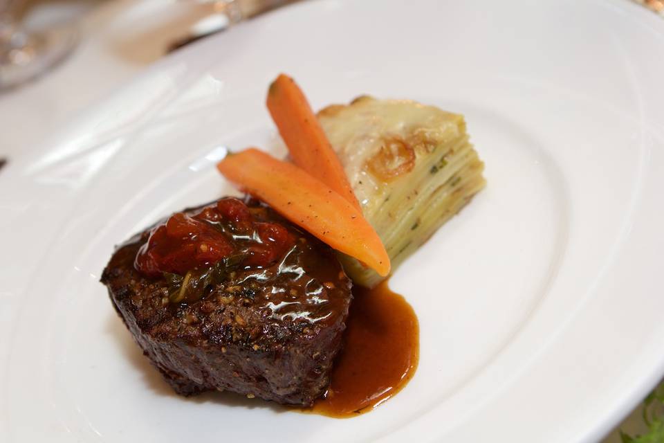 Filet mignon with potato gratin