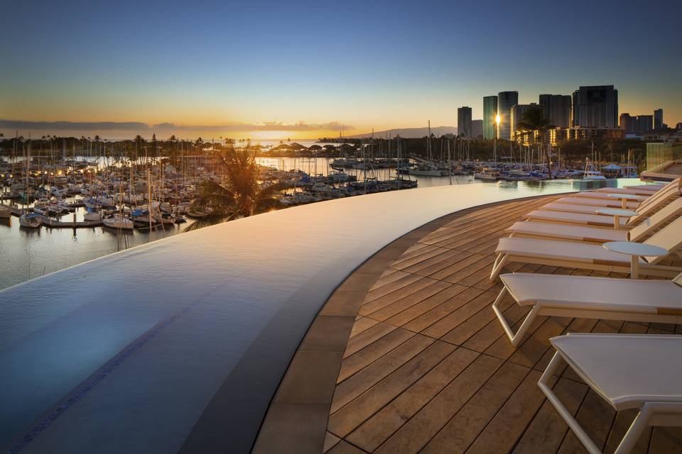 Prince Waikiki Infinity Pool